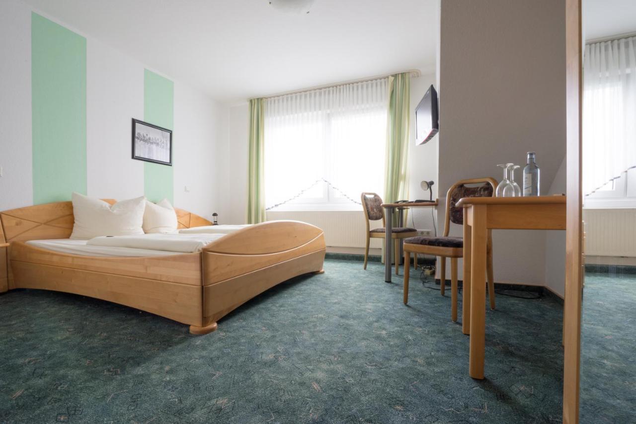 Garni Hotel Hof Zum אהאוס מראה חיצוני תמונה